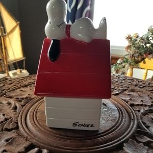 Vintage Snoopy planter 1960,70,80s